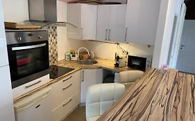 Apartments Ylona